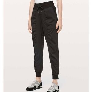 Lululemon Studio Jogger -29” Size 4